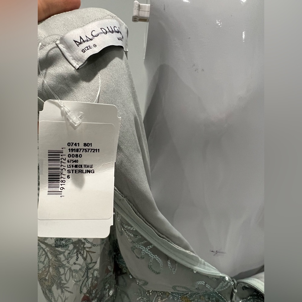 Mac duggul STERLING LONG SLEEVE DRESS - Picture 8 of 9